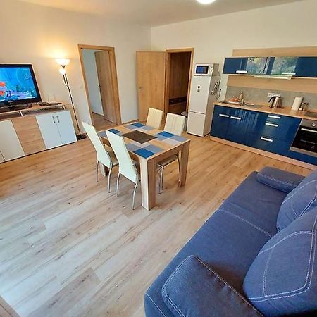 Moderni Apartman Horni Marsov - By Alka Exterior foto