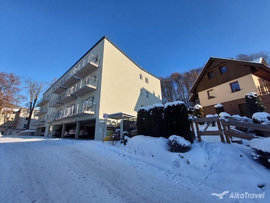 Moderni Apartman Horni Marsov - By Alka Exterior foto